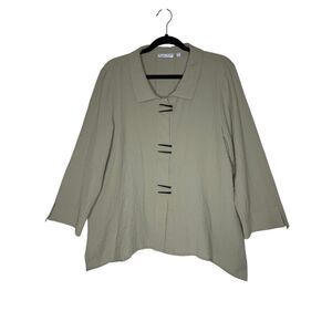 Habitat Button Up Blouse Light Olive Green Chopstick buttons Size L Casual